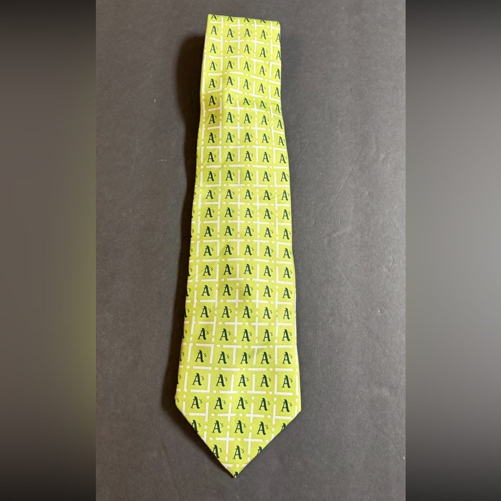 Macy's Vibrant Lime Oakland Athletics MLB Patterned Tie